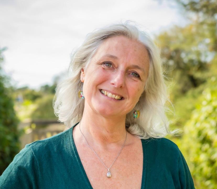 Portrait de Sophie Bleue, thérapeute énergéticienne à Gujan-Mestras, Bassin d'Arcachon